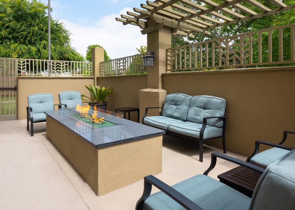 Larkspur Landing Extended Stay Suites South San Francisco Hotel in South San Francisco