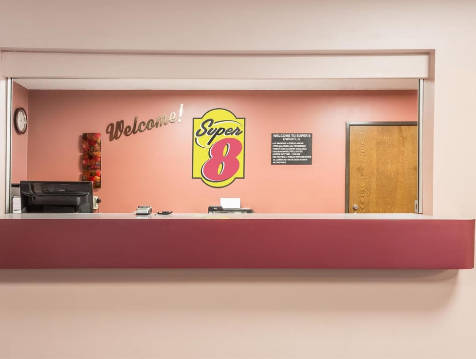 Super 8 By Wyndham Dwight Hotel in Illinois