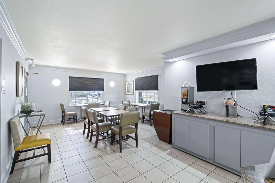 La Quinta Inn by Wyndham Corpus Christi North Hotel in Corpus Christi