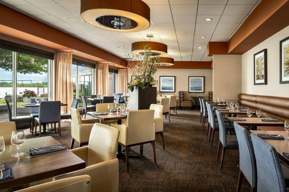 Delta Hotels Sault Ste. Marie Waterfront Hotel in Sault Ste Marie