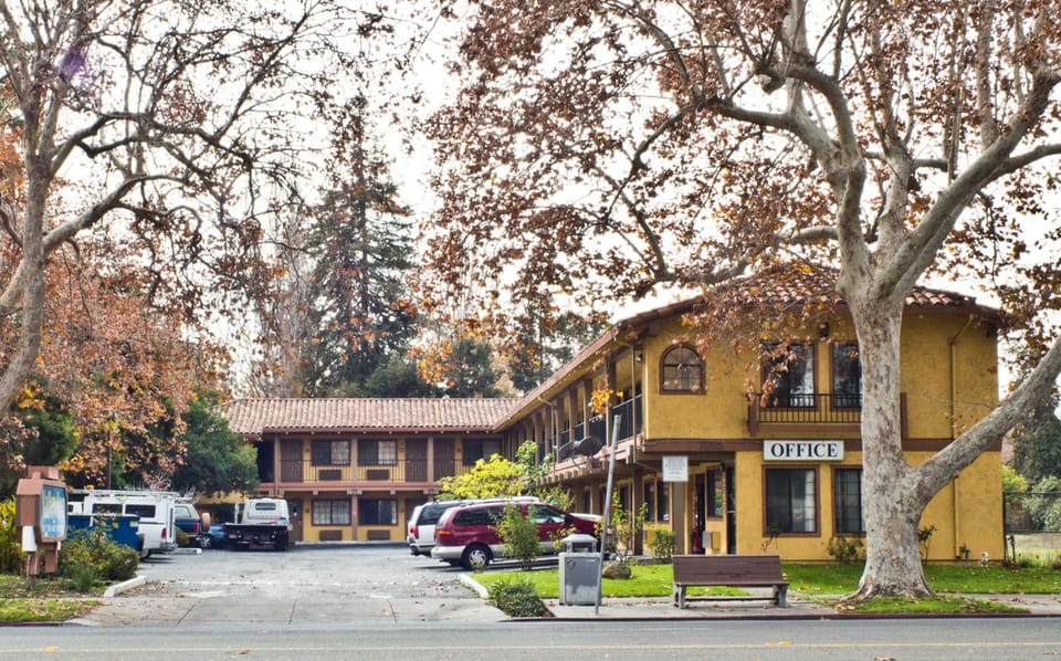 Valley Inn San Jose Motel in Santa Clara
