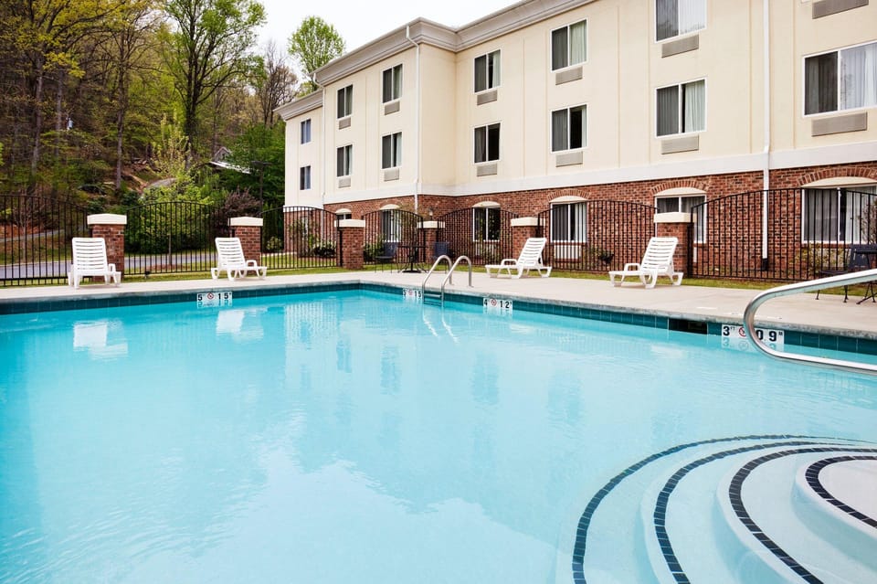 Holiday Inn Express Hotel & Suites Cherokee-Casino By IHG Hotel in Cherokee