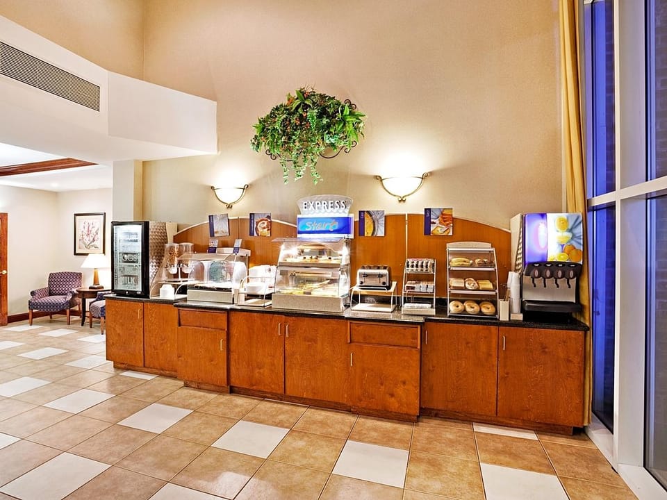Holiday Inn Express Hotel & Suites Cherokee-Casino By IHG Hotel in Cherokee