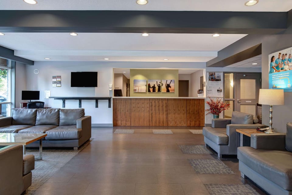 Days Inn by Wyndham Victoria Airport Sidney Hotel in Sidney