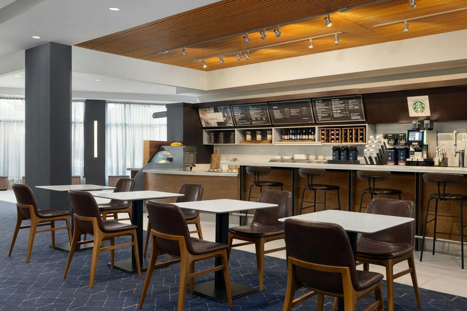 Courtyard by Marriott San Jose Campbell Hotel in Campbell