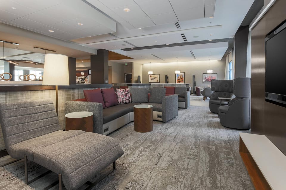 Courtyard by Marriott San Jose Campbell Hotel in Campbell