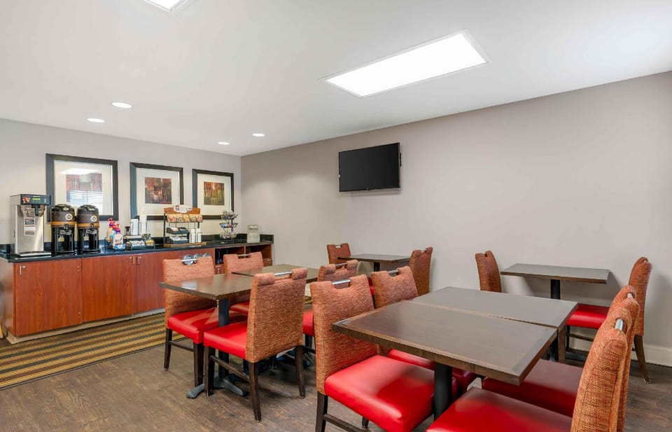 Extended Stay America Suites - Indianapolis - Airport - W. Southern Ave. Hotel in Indianapolis