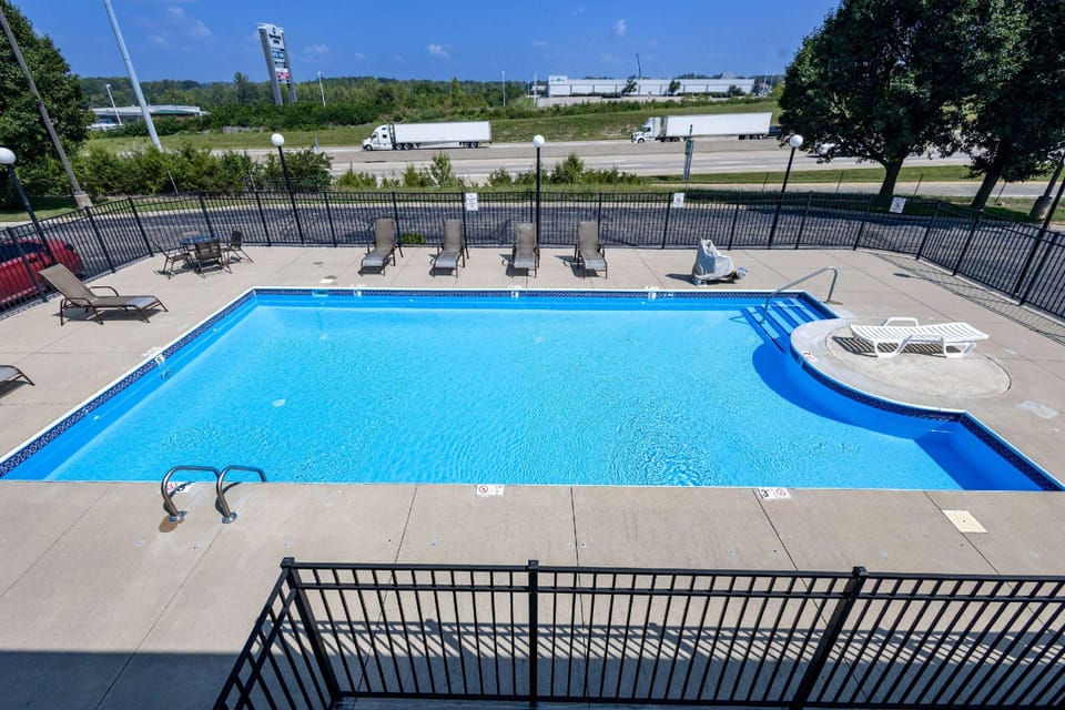 Days Inn by Wyndham Dayton Huber Heights Northeast Hotel in Dayton