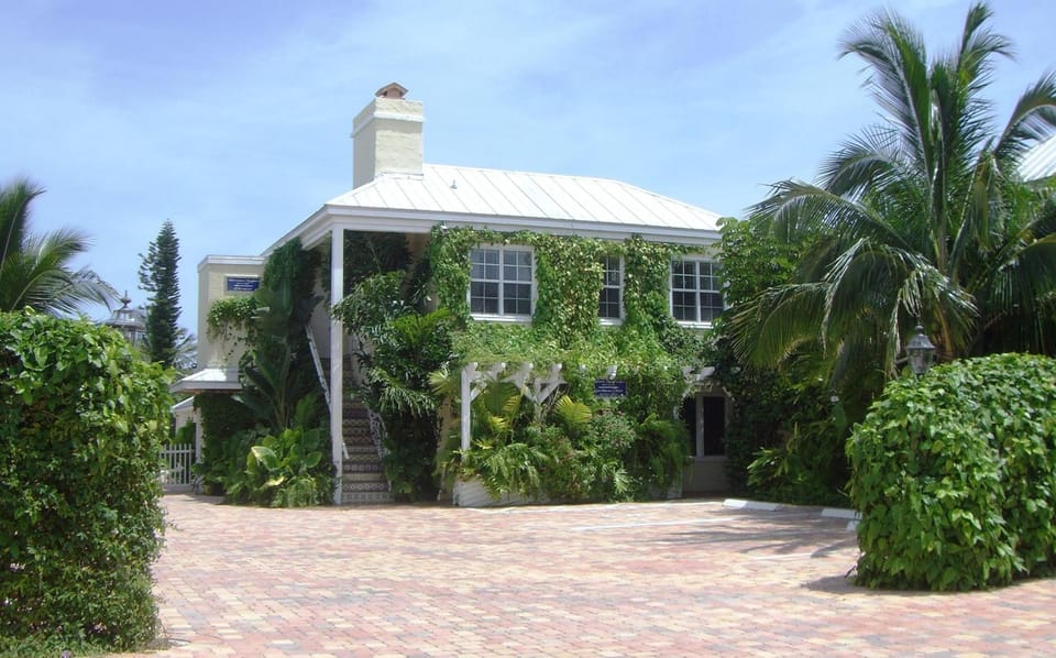 The Caribbean Court Boutique Hotel Hotel in Vero Beach
