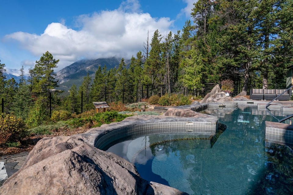 The Hidden Ridge Resort Hotel in Banff
