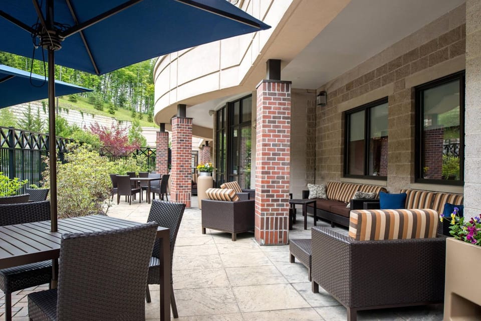 Courtyard by Marriott Hanover Lebanon Hotel in Hanover