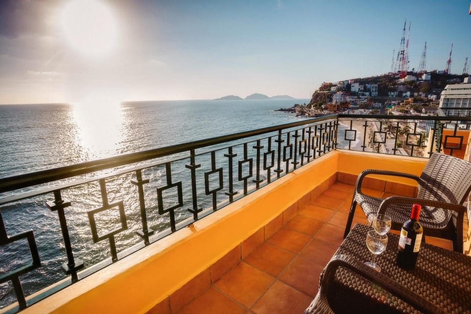 Best Western Posada Freeman Hotel in Mazatlan