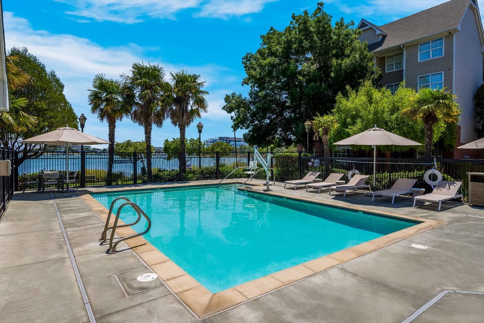 Sonesta ES Suites San Francisco Airport Oyster Point Waterfront Hotel in South San Francisco