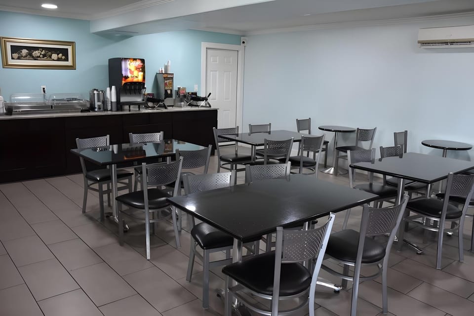 Destin Inn & Suites Hotel in Destin