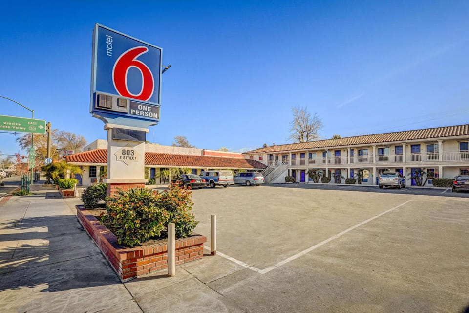 Motel 6 Marysville, CA Hotel in Sierra Nevada
