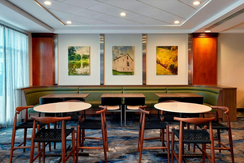 Fairfield by Marriott Inn & Suites Indianapolis Downtown Hotel in Indianapolis