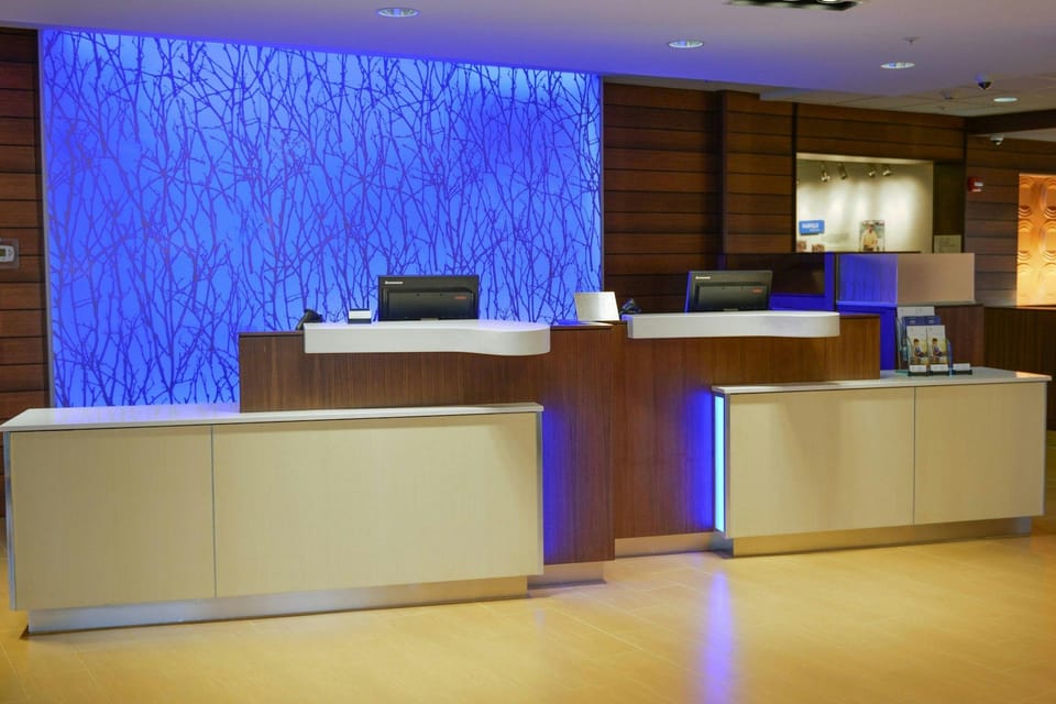 Fairfield by Marriott Inn & Suites Canton South Hotel in Canton