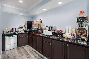 Super 8  Hotel in Ukiah