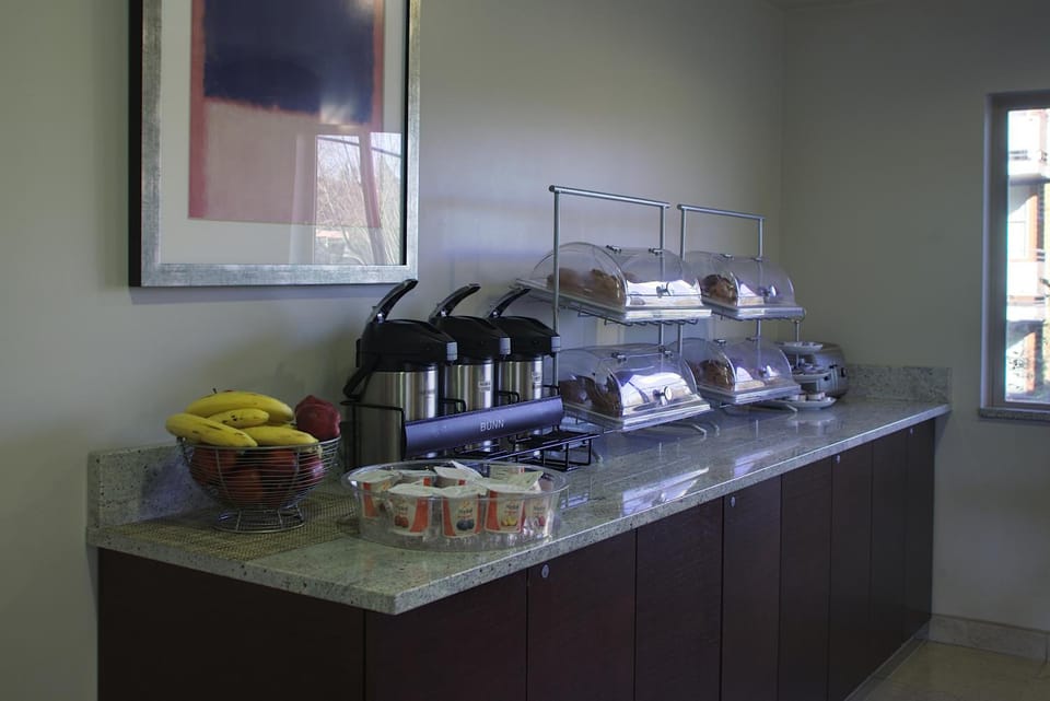 Aladdin Inn and Suites Inn in Portland