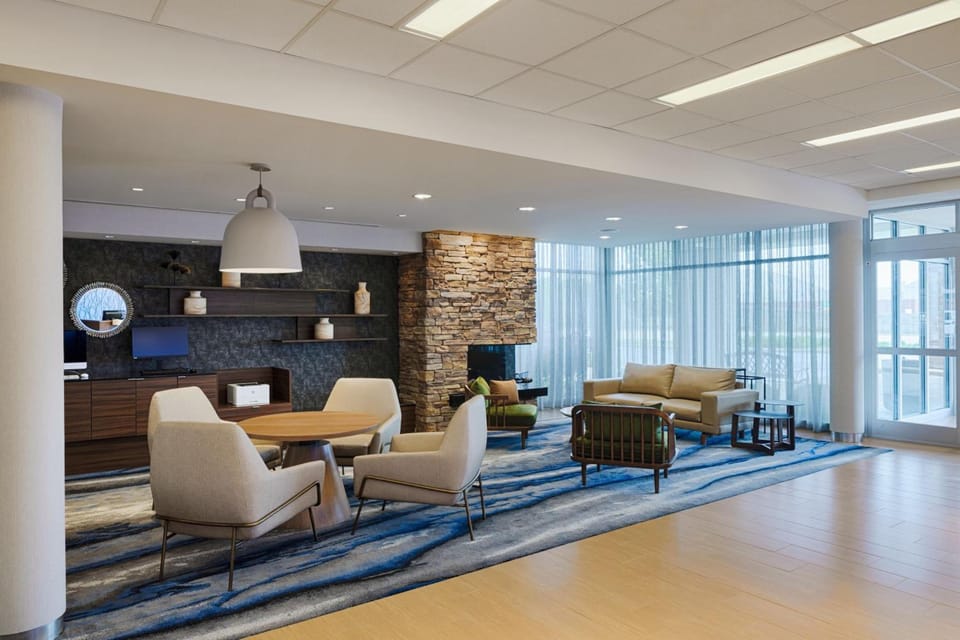 Fairfield by Marriott Inn & Suites Columbus Airport Hotel in Gahanna
