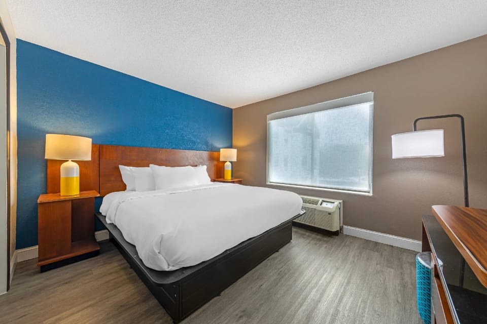 Suite room