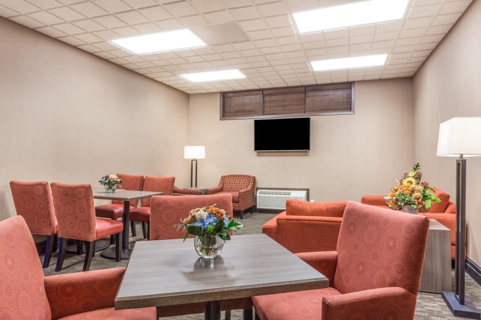 Wingate by Wyndham Regina Hotel in Regina