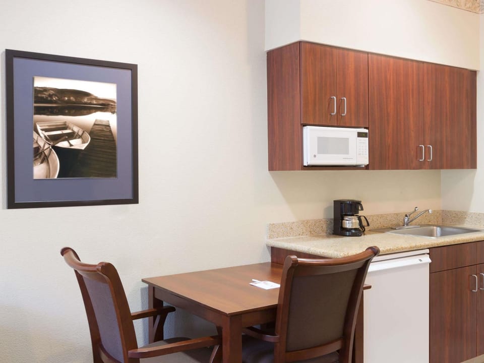 Hawthorn Suites by Wyndham Rancho Cordova/Folsom Hotel in Rancho Cordova