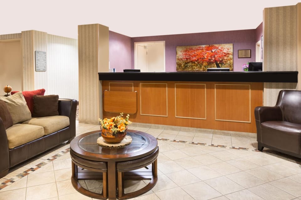 Hawthorn Suites by Wyndham Rancho Cordova/Folsom Hotel in Rancho Cordova