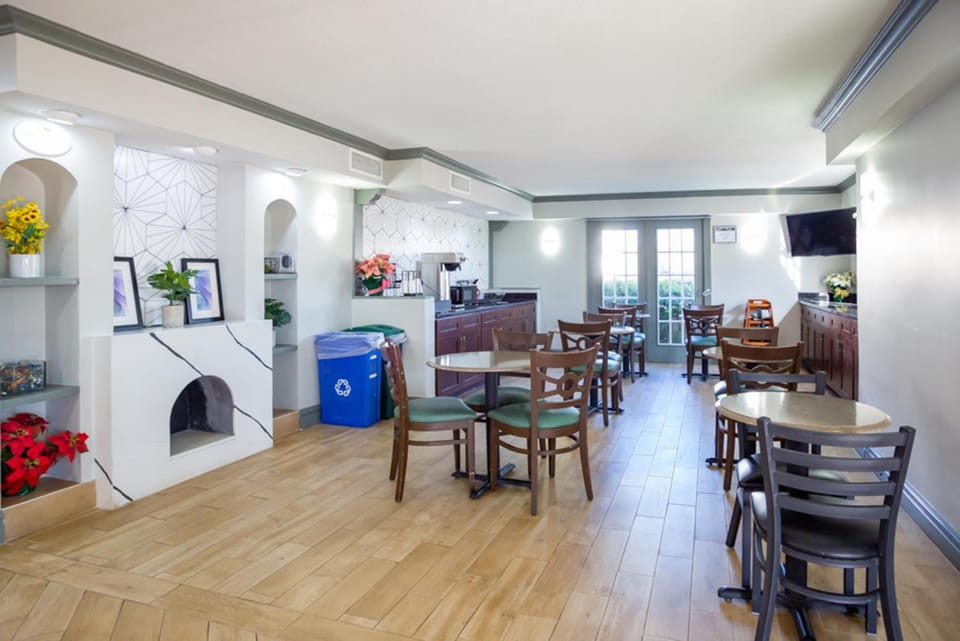Baymont by Wyndham Austin University Area Hotel in Austin