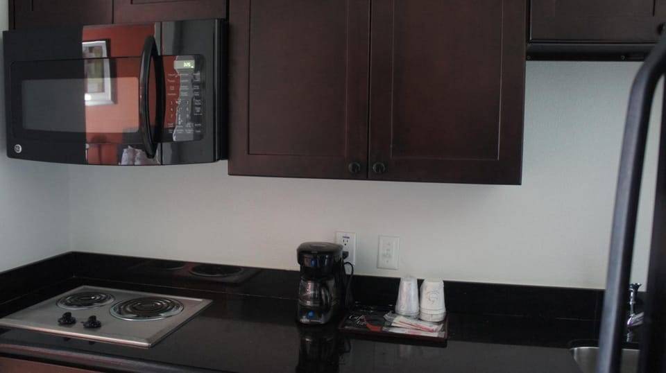 Extend A Suites Hotel in Three Rivers