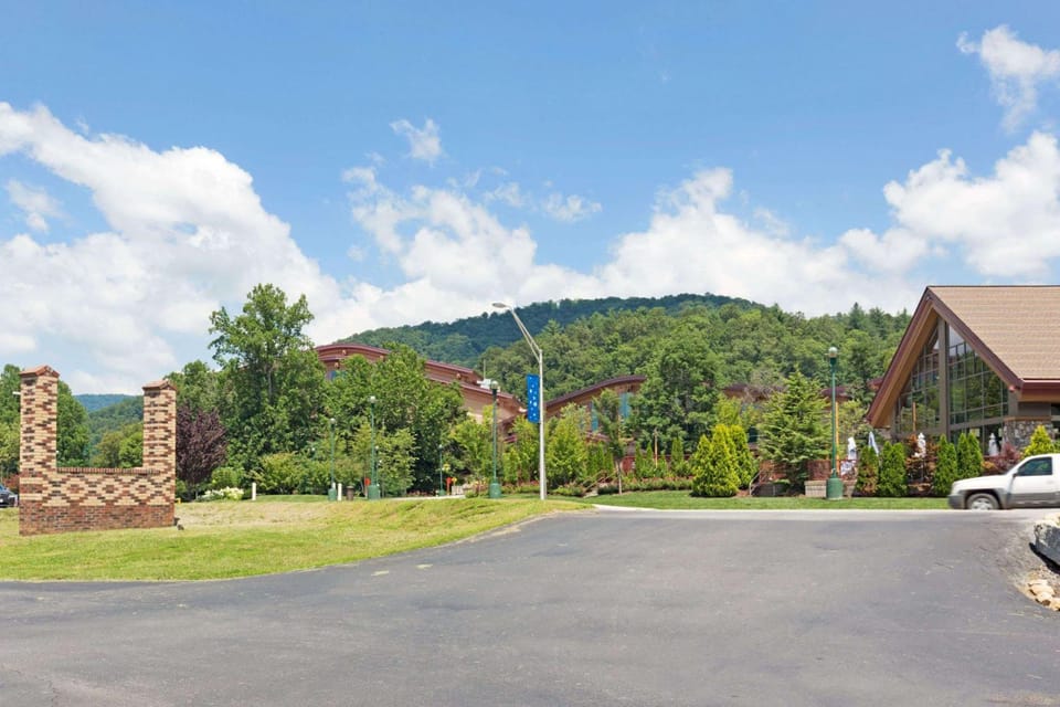 Days Inn by Wyndham Cherokee Near Casino Hotel in Cherokee