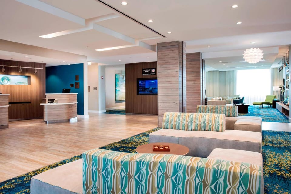Courtyard by Marriott Faro Blanco Resort Hotel in Marathon