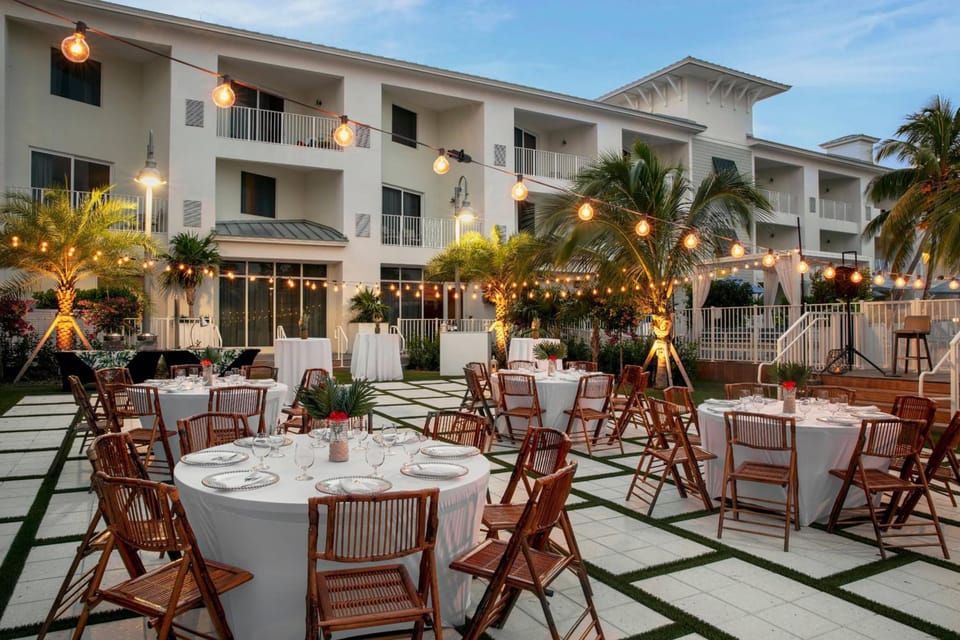 Courtyard by Marriott Faro Blanco Resort Hotel in Marathon