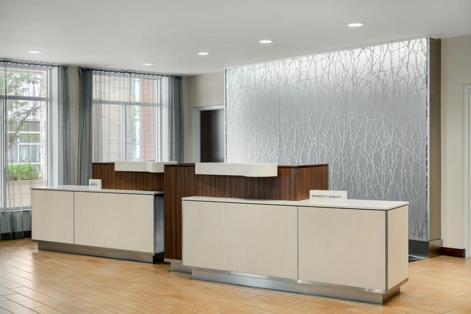 Fairfield by Marriott Inn & Suites Cincinnati Uptown/University Area Hotel in Cincinnati