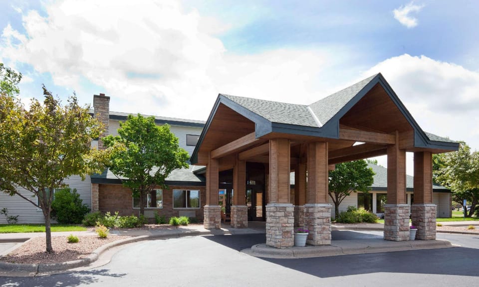AmericInn by Wyndham Coon Rapids Hotel in Coon Rapids