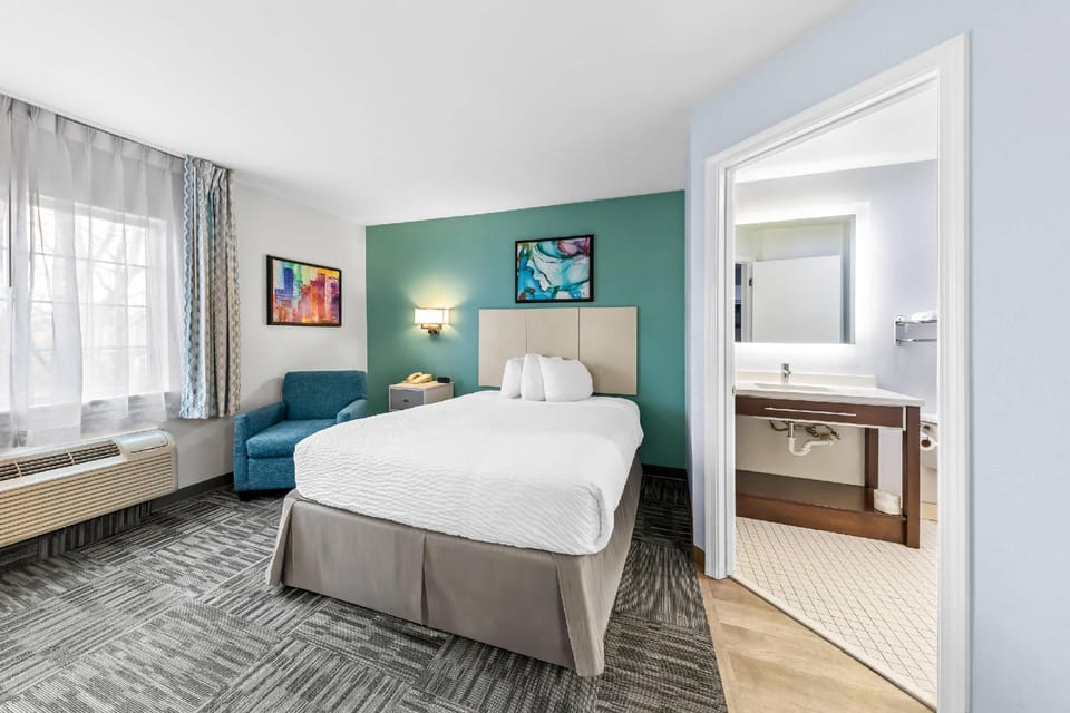 Suite room