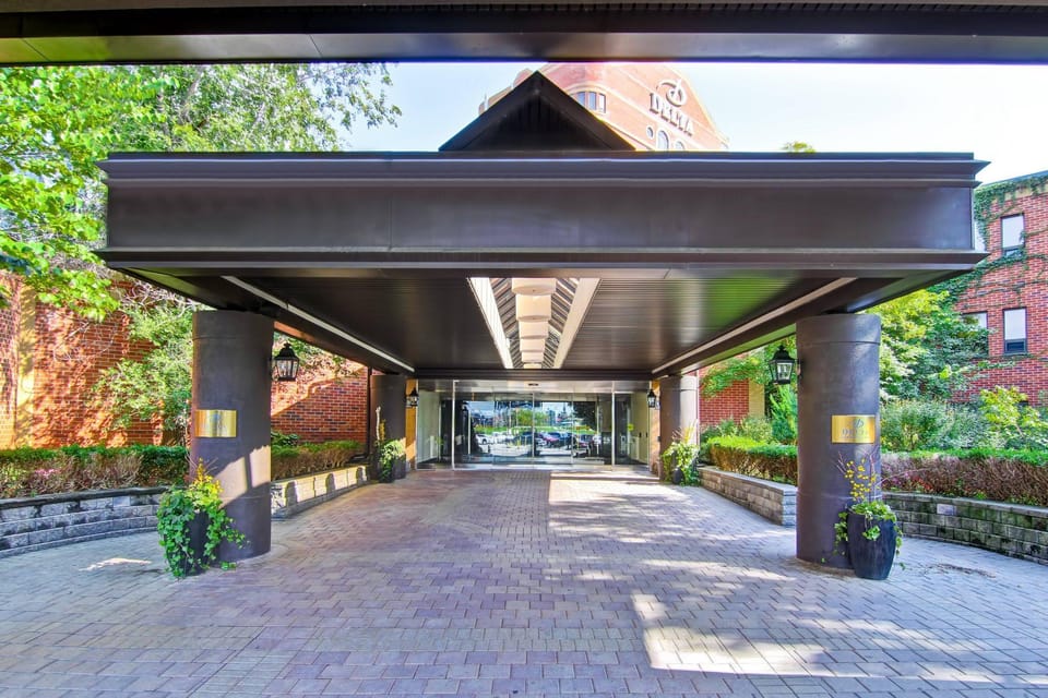 Delta Hotels Toronto East Hotel in Toronto