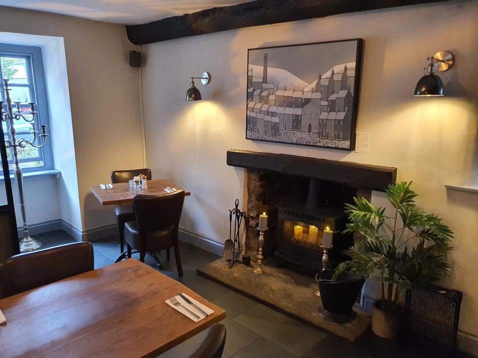 Dragon Inn Hotel in Wales