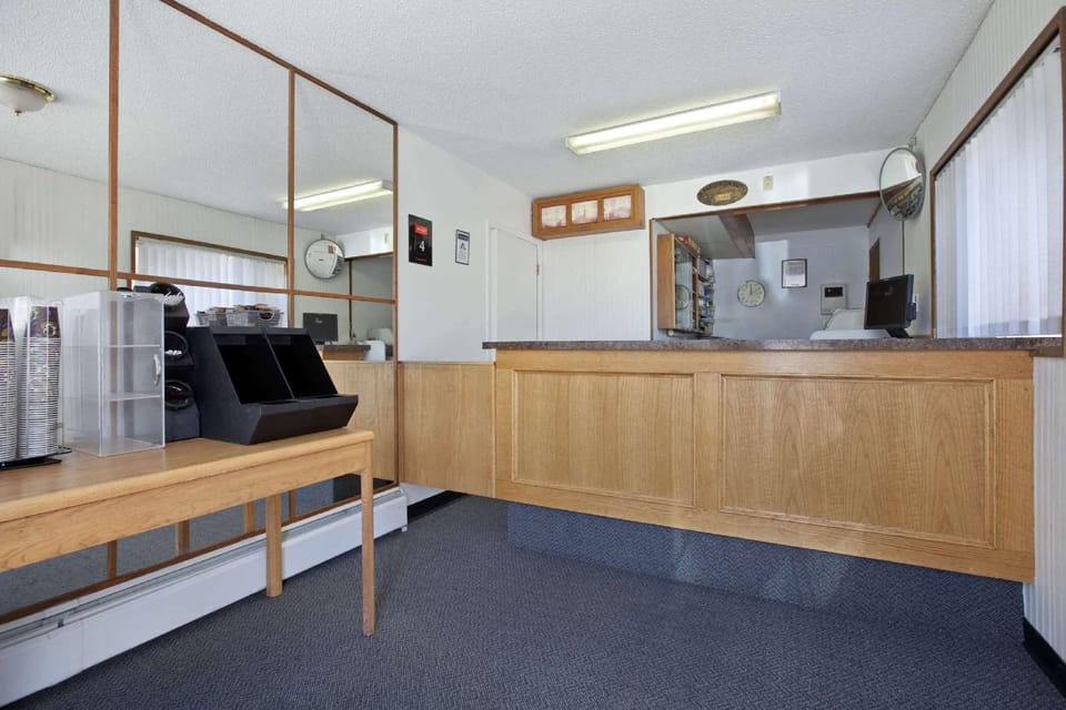 Travelodge by Wyndham Moose Jaw Hotel in Moose Jaw
