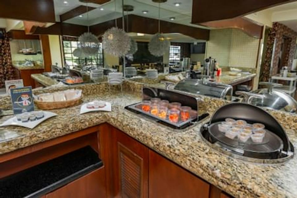 Quinta Dorada Hotel & Suites Hotel in Saltillo