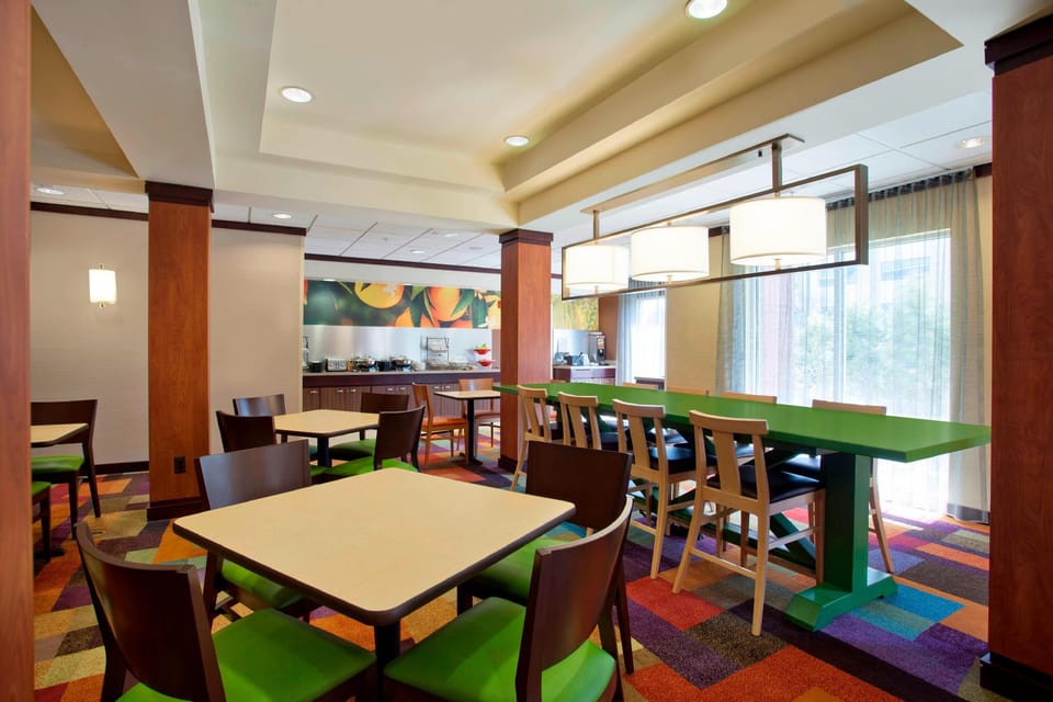 Fairfield by Marriott Inn & Suites Detroit Metro Airport Romulus Hotel in Romulus