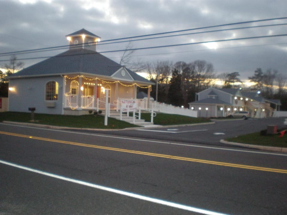 Village Inn & Suites - Smithville Motel in Galloway