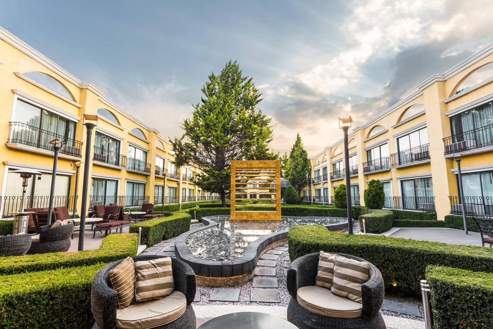Courtyard by Marriott Toluca Airport Hotel in Toluca