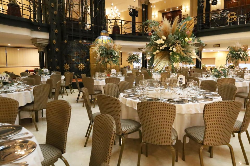 Banquet hall