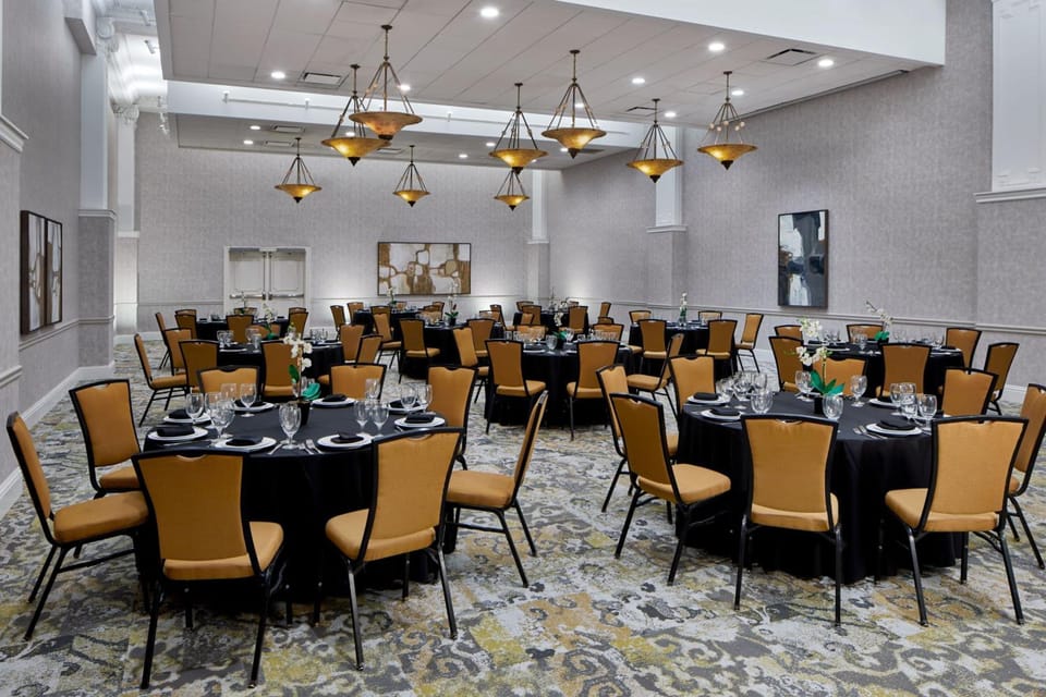 SpringHill Suites by Marriott Memphis Downtown Hotel in Mud Island