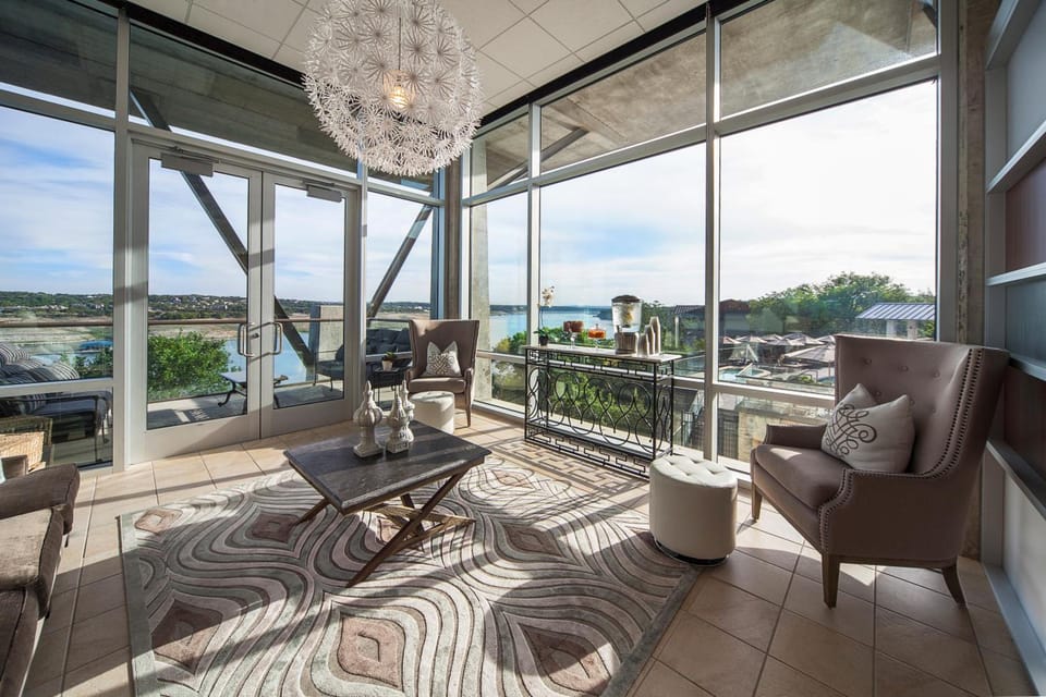 Lakeway Resort and Spa Resort in Point Venture