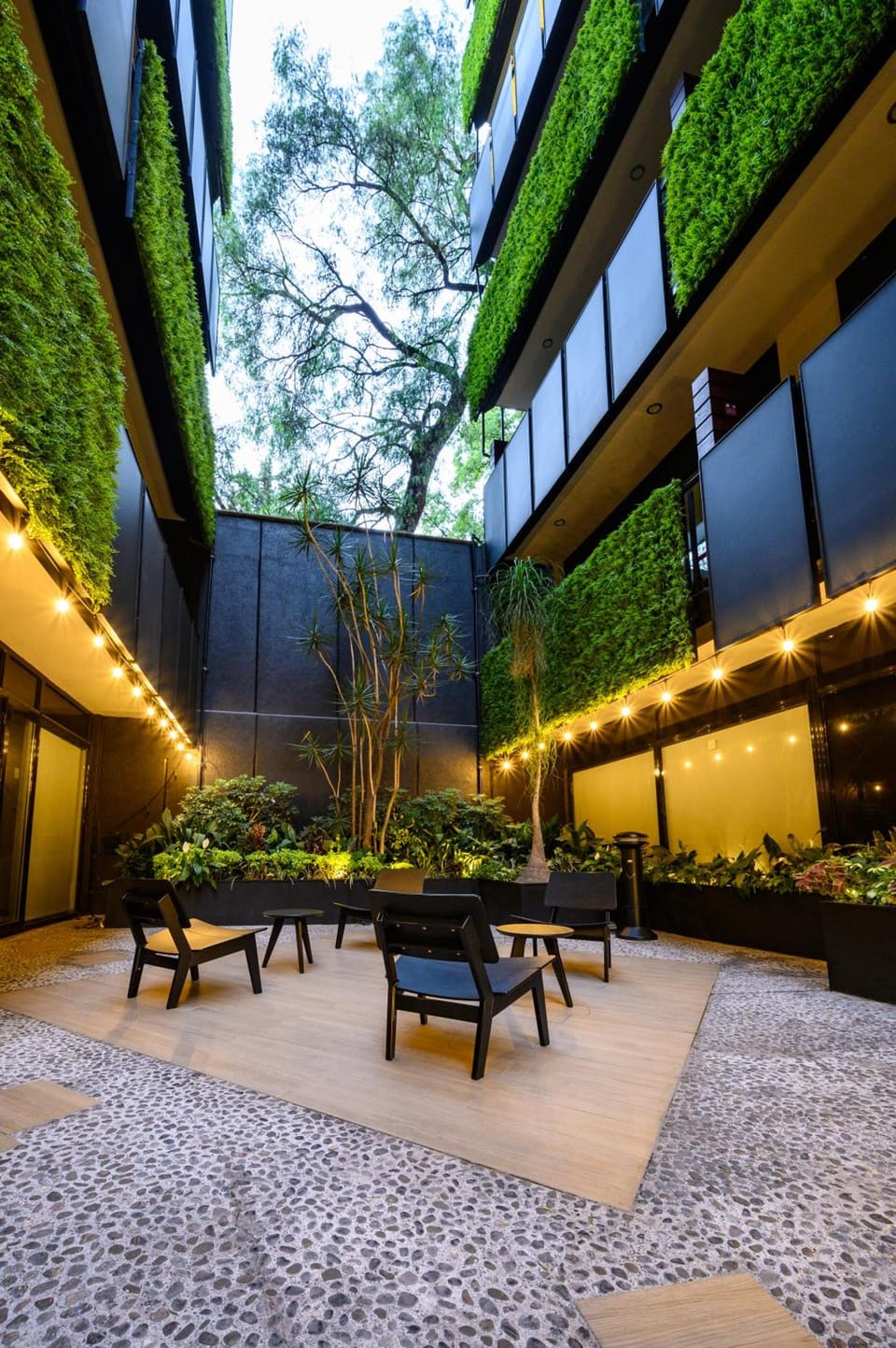 Las Suites Campos Eliseos Hotel in Mexico City