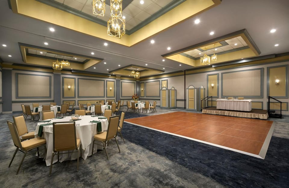 Banquet hall