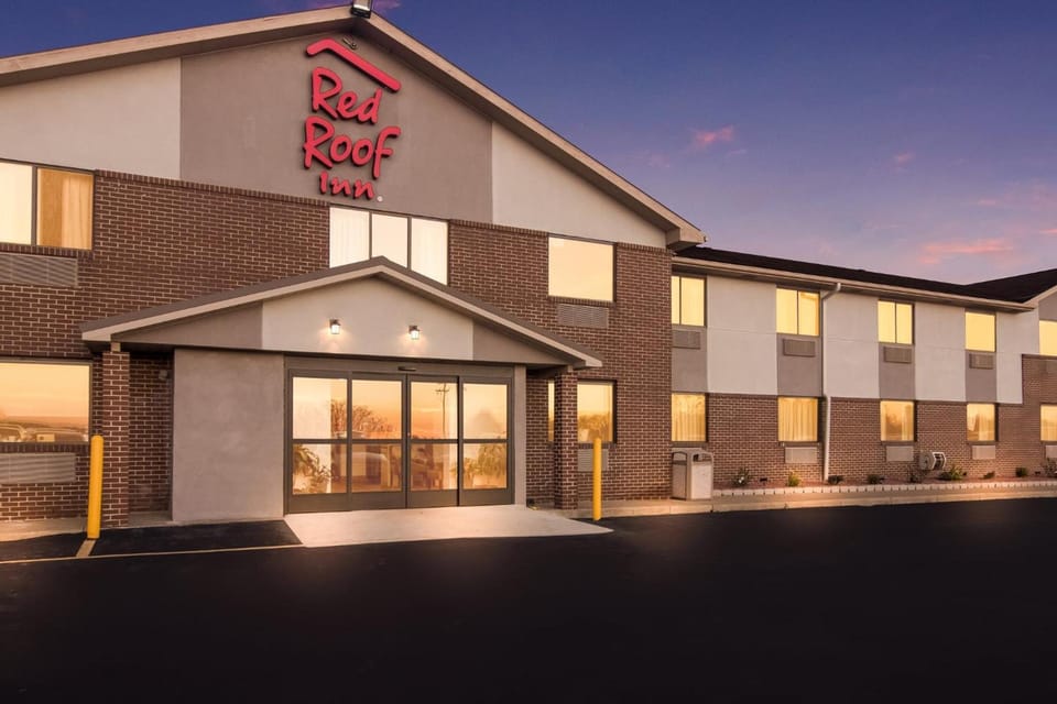 Red Roof Inn Greensburg Hotel in Pennsylvania