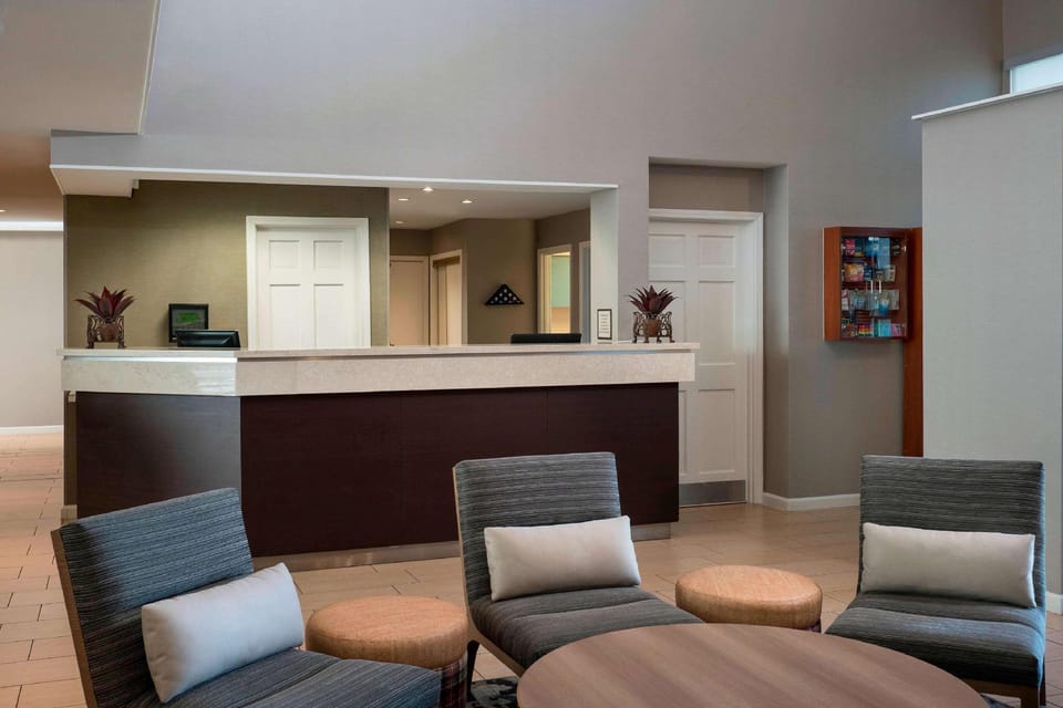 Sonesta ES Suites Scottsdale Paradise Valley Hotel in Paradise Valley